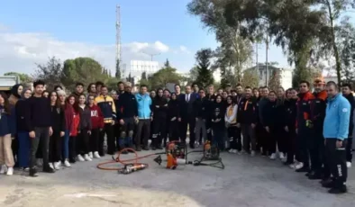 Aydın İl Sağlık Müdürü Dr. Eser Şenkul, Paramedik Öğrencilere Eğitim Verdi